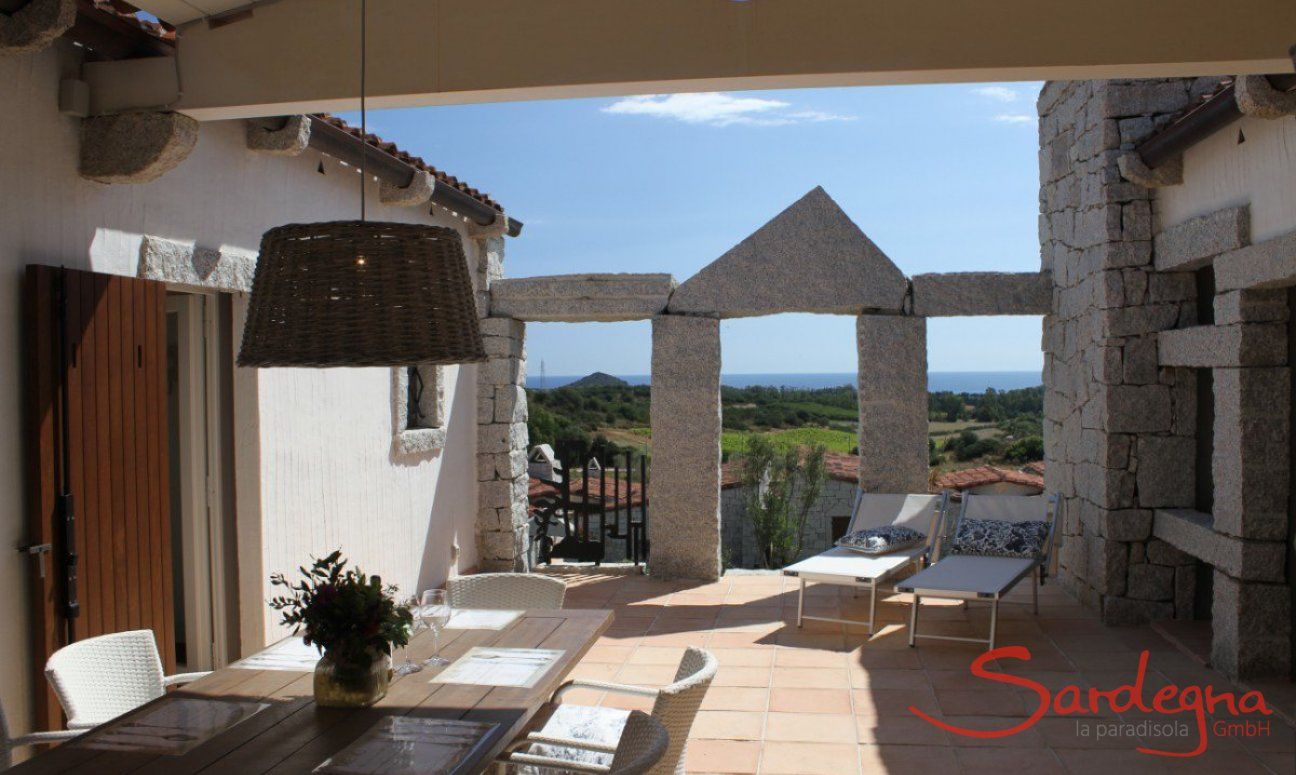 Li Conchi 18 | Patio Patio