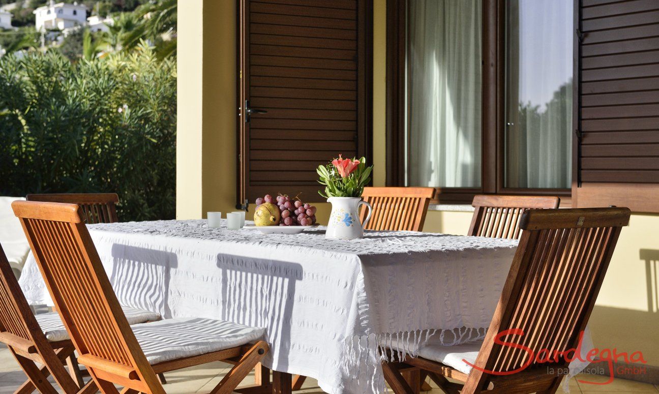 Villa Rosamar | Essbereich im Freien Essbereich im Freien