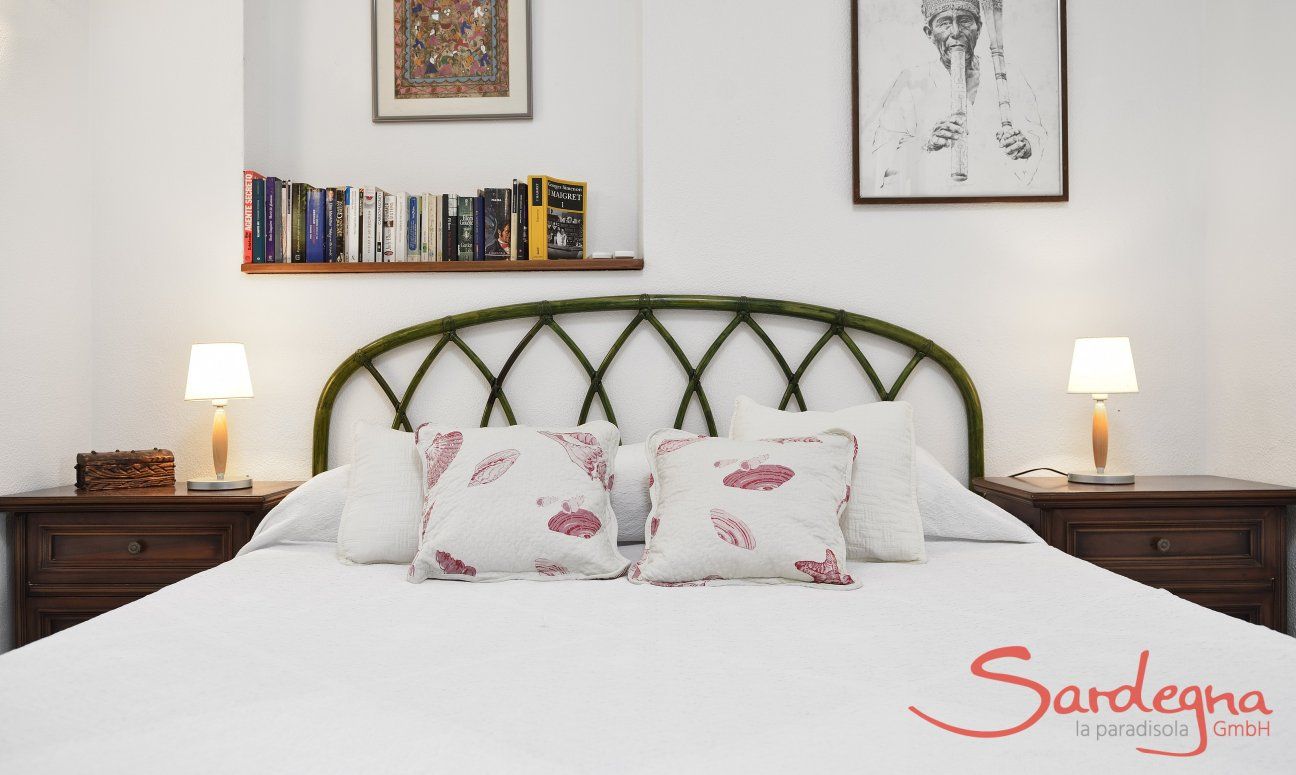 Villa Rosamar | Schlafzimmer 1 mit Doppelbett Schlafzimmer 1 mit Doppelbett