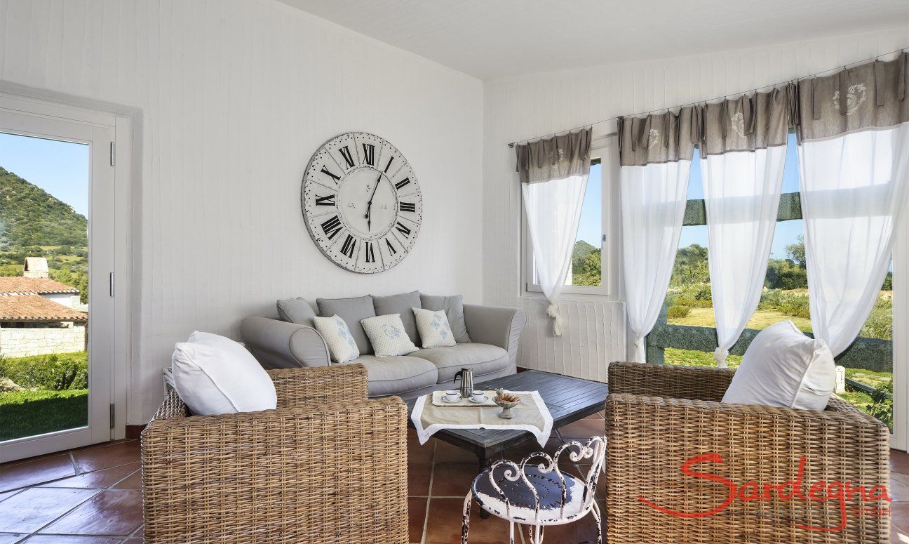 Li Conchi 13 | Gemütliches Wohnzimmer mit Sofa Wohnzimmer
