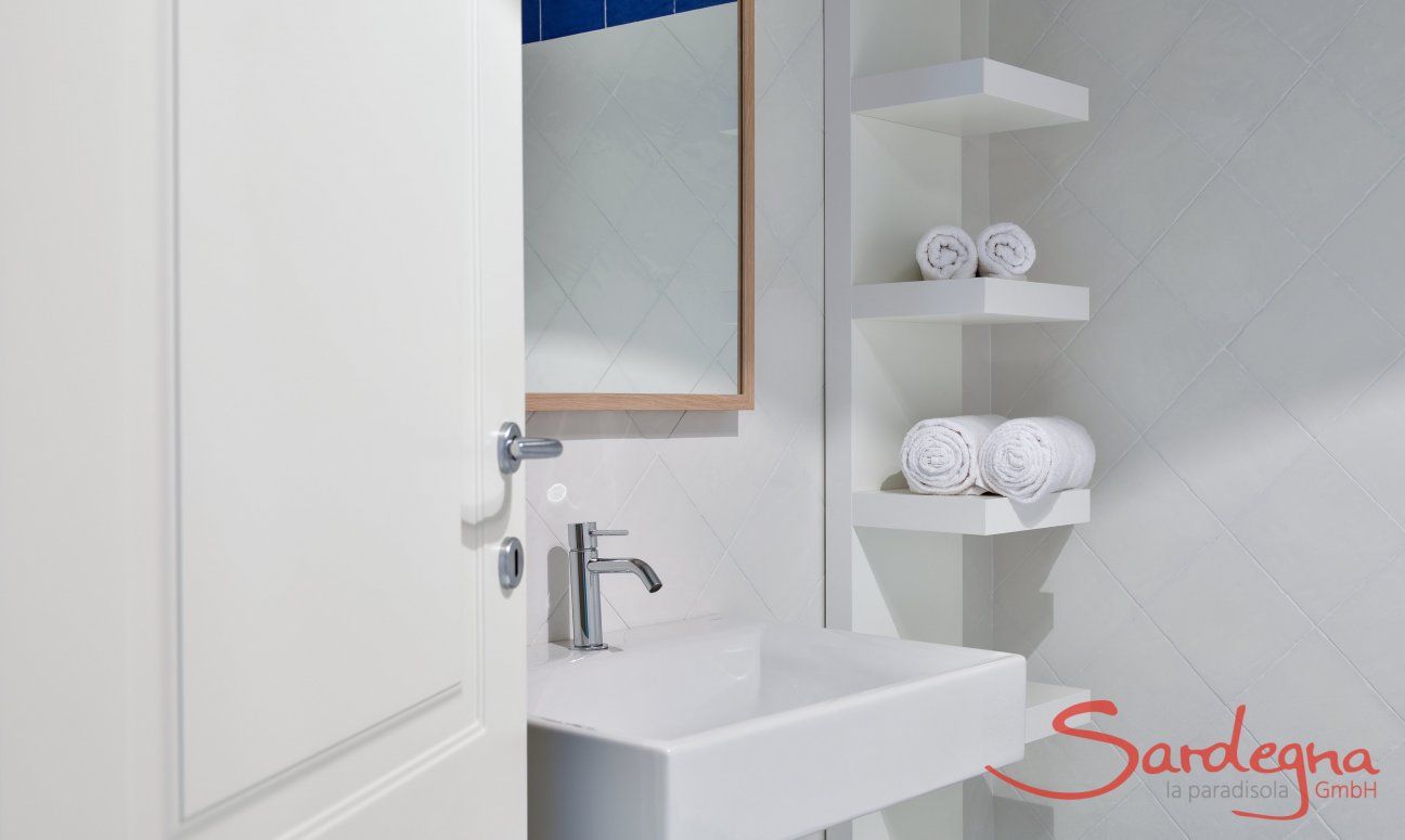 Li Conchi 31 | Ensuite Bad Schlafzimmer 3 UG Ensuite Bad Schlafzimmer 3 UG
