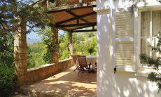 Villa Bau Cannas | Gemütliche, überdachte Terrasse der Villa Bau Cannas Gemütliche, überdachte Terrasse der Villa Bau Cannas