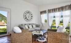 Li Conchi 13 | Gemütliches Wohnzimmer mit Sofa Wohnzimmer