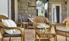 Li Conchi 13 | Gemütliche Terrasse mit Sitzgruppe, Liegen und Esstisch Aussensofa