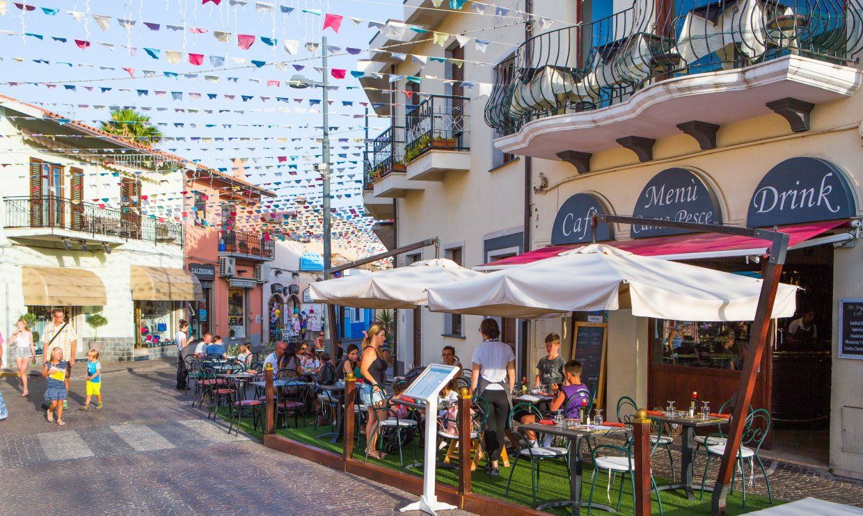 pula-in-s-dsardinien-klein-bunt-und-voller-leben-sardinien-de