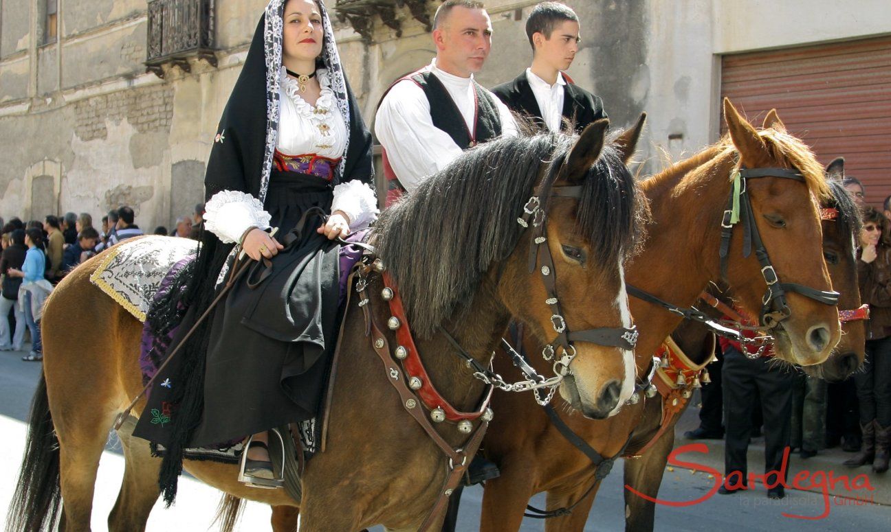 Sardische Tracht