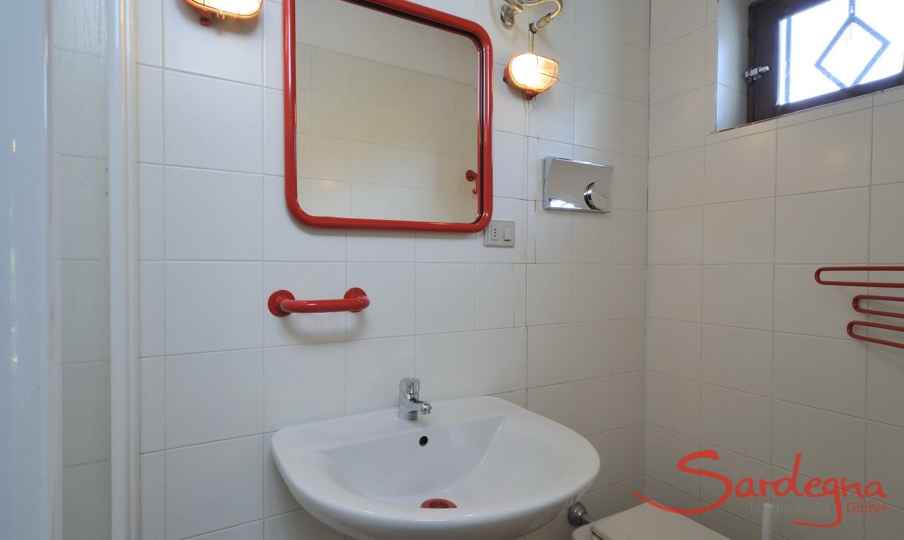 Villetta 12 | Badezimmer 1 mit Dusche Badezimmer 1
