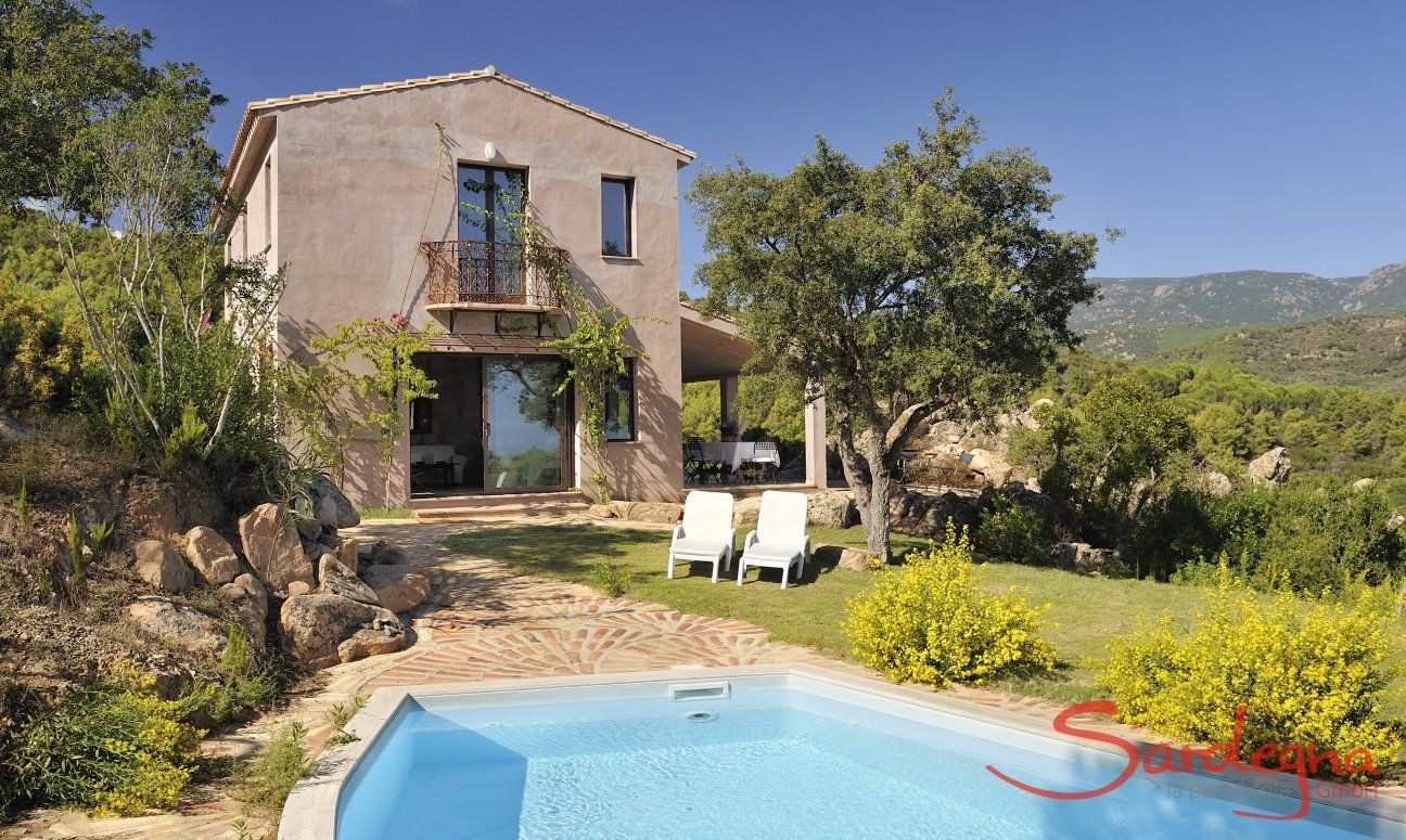 Villa mit Pool