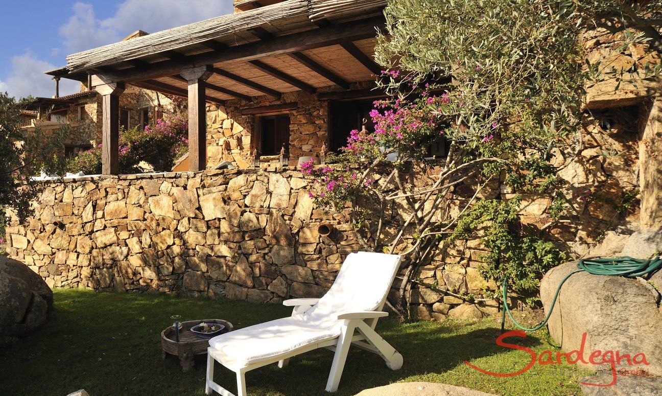 Apartment Country Club 1 | Gartenterrasse mit Garten zum Relaxen Gartenterrasse mit Garten zum Relaxen