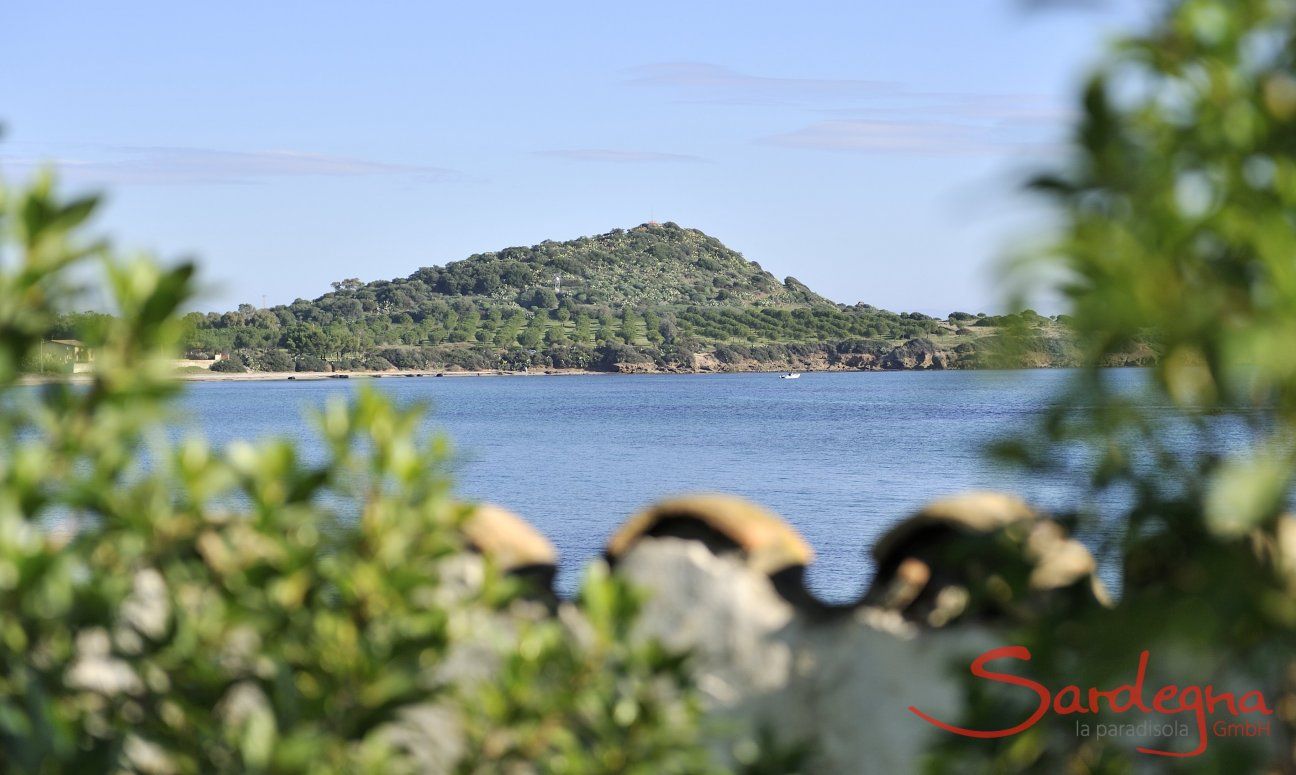 Villa Su Faru 1 | Ausblick vom Grundstück Su Faru auf die Bucht von Nora Ausblick vom Grundstück Su Faru aufs die Bucht von Nora