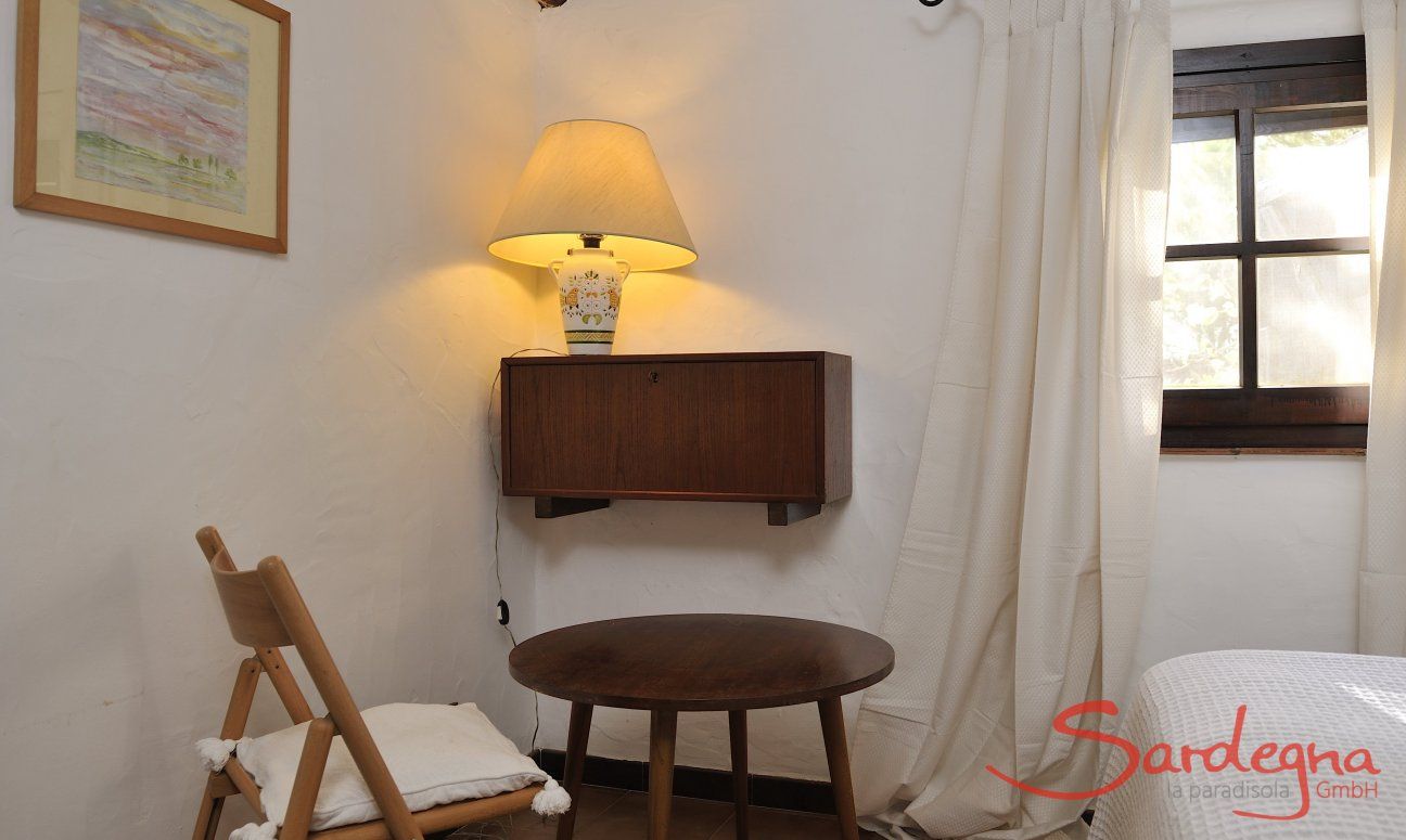 Casa Su Faru 4 | Schlafzimmer 1 mit sardischer Inneneinrichtung Schlafzimmer 1 mit sardischer Inneneinrichtung