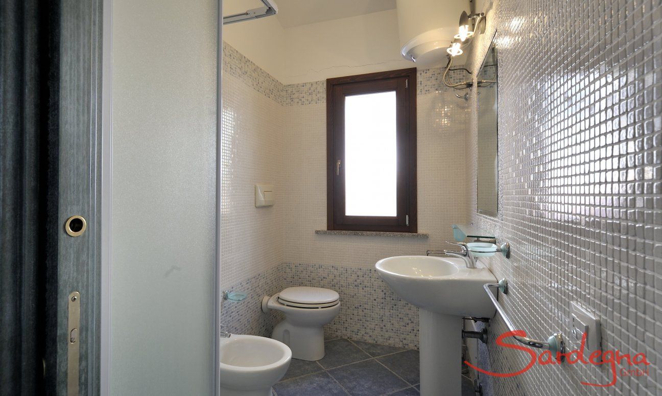 Apartment Castededdu 7 | Badezimmer mit Dusche und Bidet Badezimmer mit Dusche und Bidet