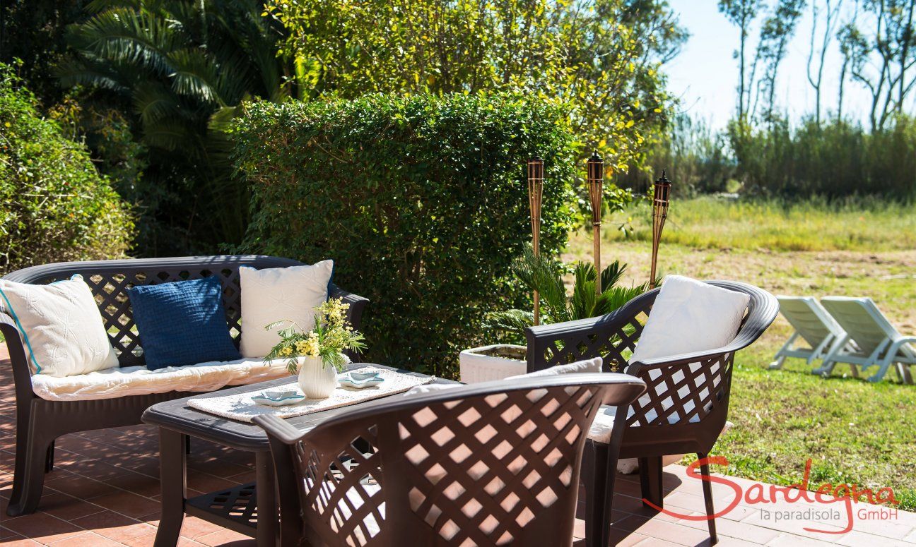 Apartment Orri 1 | Sitzecke auf der Terrasse Sitzecke auf der Terrasse