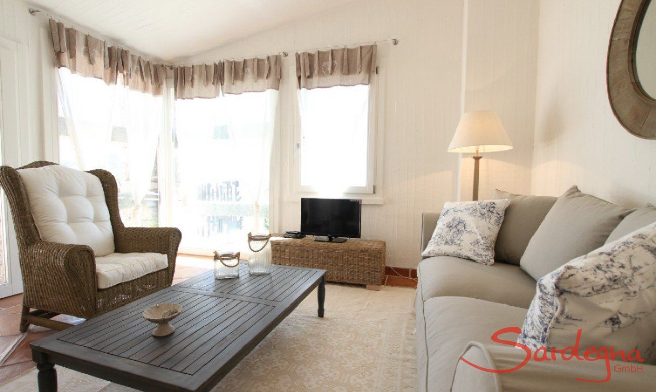 Li Conchi 32 | Sofaecke mit TV und Panoramafenster Sofaecke