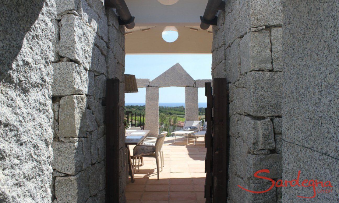 Li Conchi 18 | Blick in den Patio Blick in den Patio