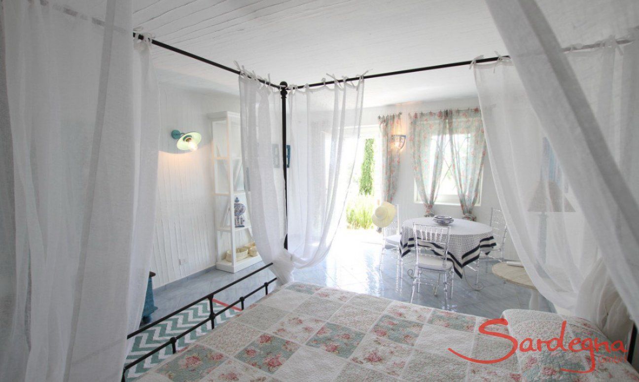 Li Conchi 11 | Schlafzimmer 3 UG mit Himmelbett Schlafzimmer 3 UG