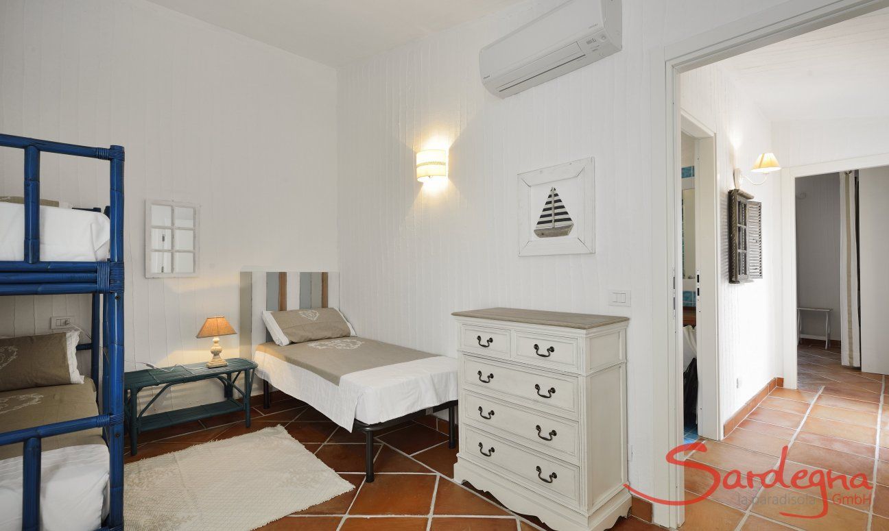 Schlafzimmer 2