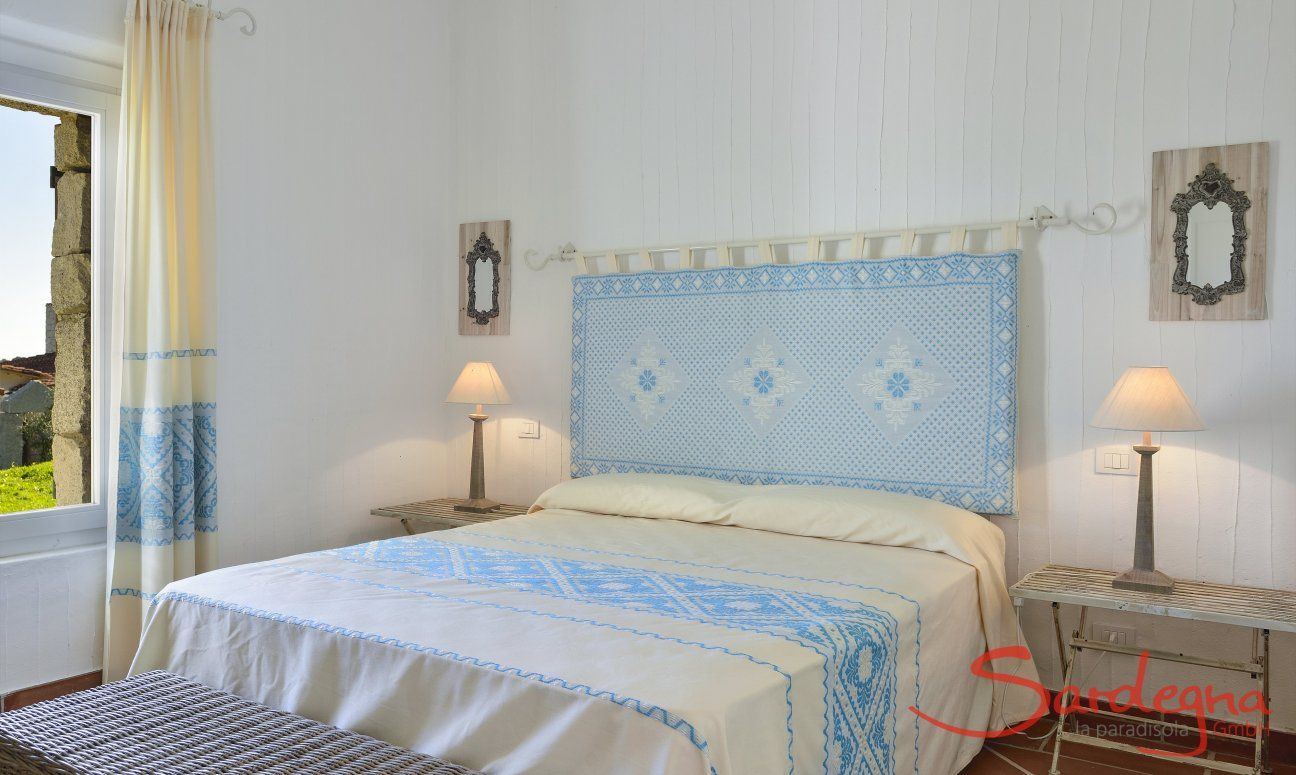 Li Conchi 10 | Schlafzimmer 1 mit Doppelbett Schlafzimmer mit Doppelbett Li Conchi 10, Cala Sinzias