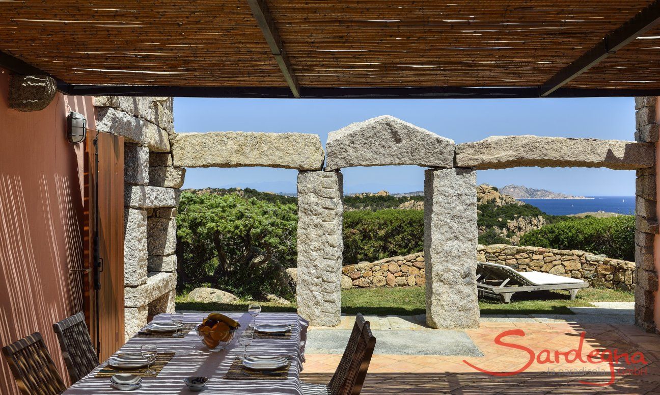 Villa Domus 9d | Überdachte Terrasse mit Meerblick Überdachte Terrasse mit Meerblick