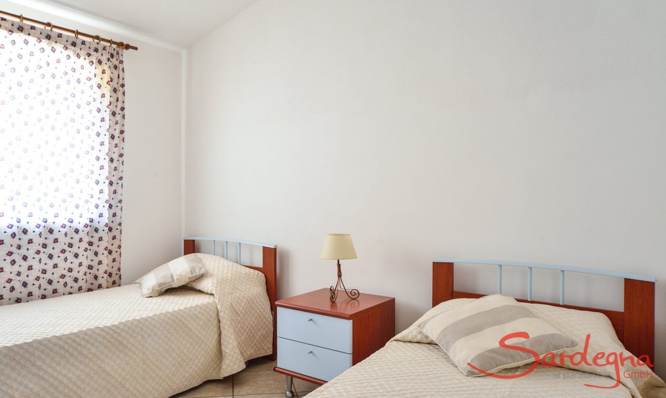 Villa Le Ginestre 2 | Schlafzimmer 2 oben mit zwei Einzelbetten Schlafzimmer 2 oben mit zwei Einzelbetten