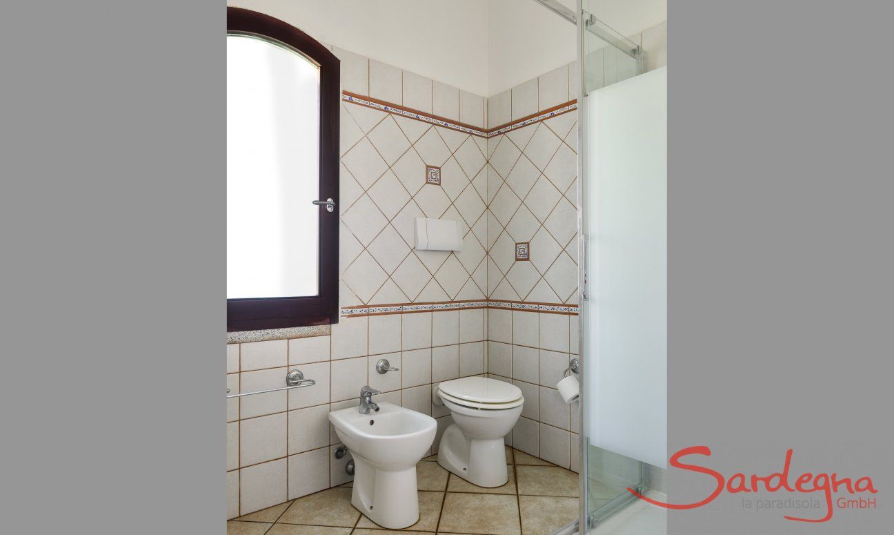 Villa Le Ginestre 2 | Bad oben mit Dusche und Bidet Bad oben mit Dusche und Bidet