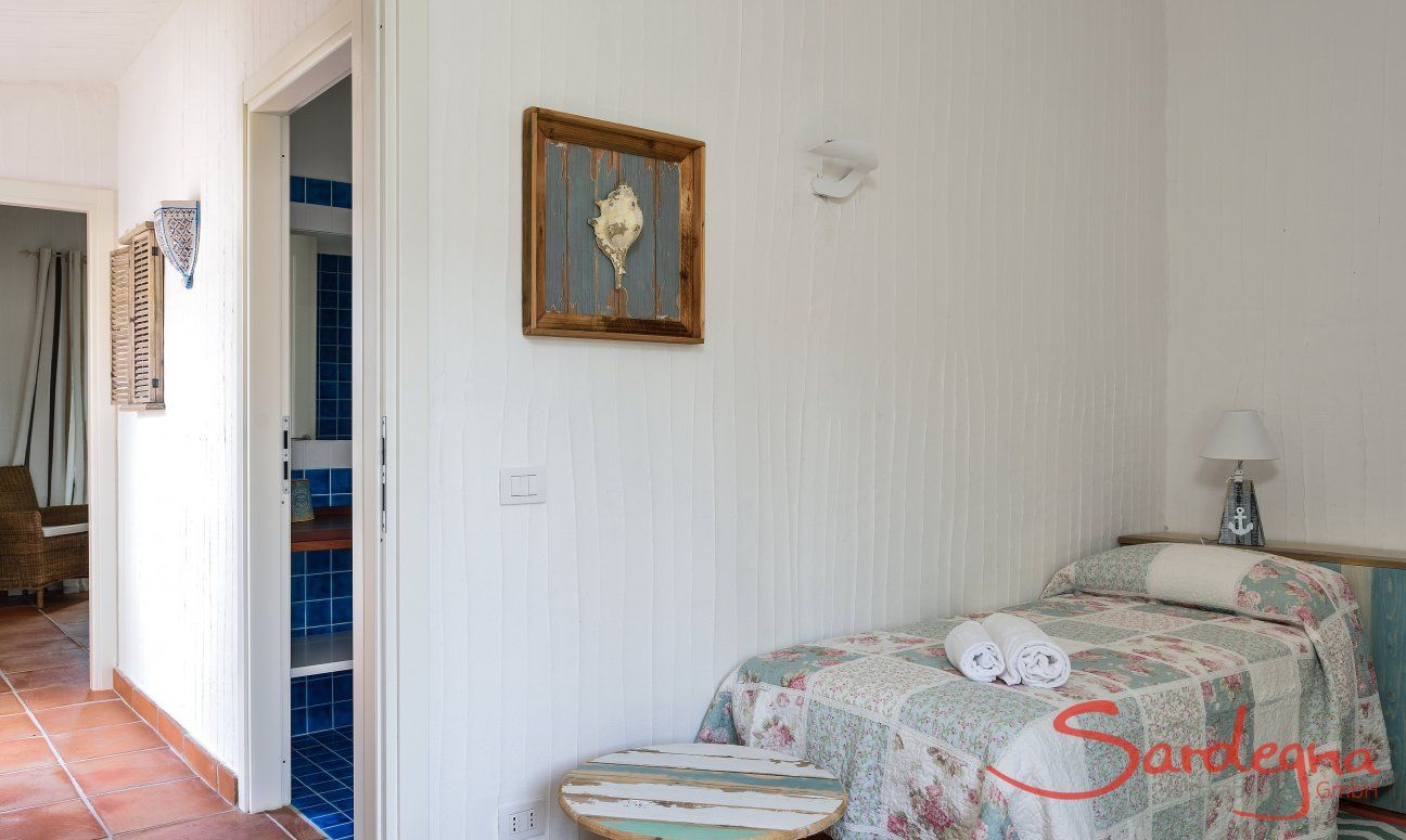 Li Conchi 4 | Schlafzimmer 2 mit zwei Einzelbetten Schlafzimme, Flur und Badeingang