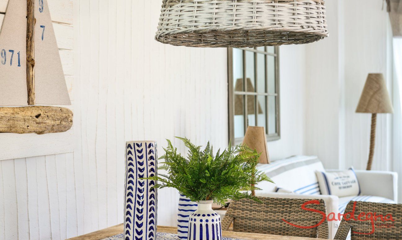 Li Conchi 4 | Esstisch mit stilvollen Einrichtungsdetails Einrichtungsdetails