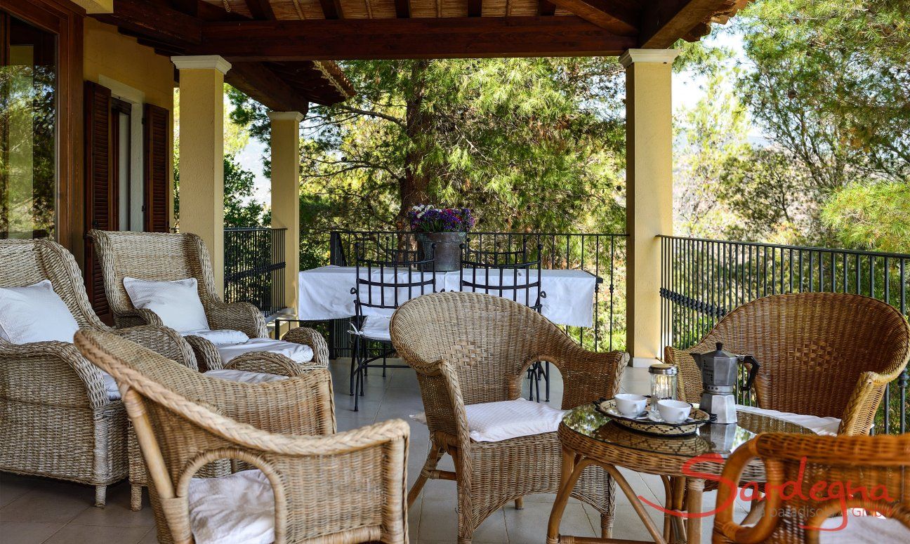 Villa Le Poiane | Loungebereich auf der Terrasse Loungebereich auf der Terrasse