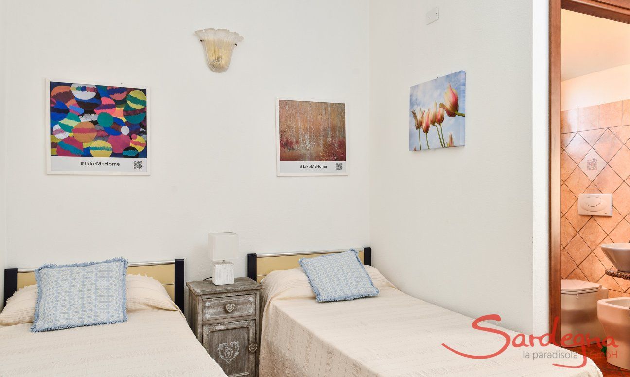 Villa Nicola | Schlafzimmer 3 mit zwei Einzelbetten Schlafzimmer 3 mit zwei Einzelbetten