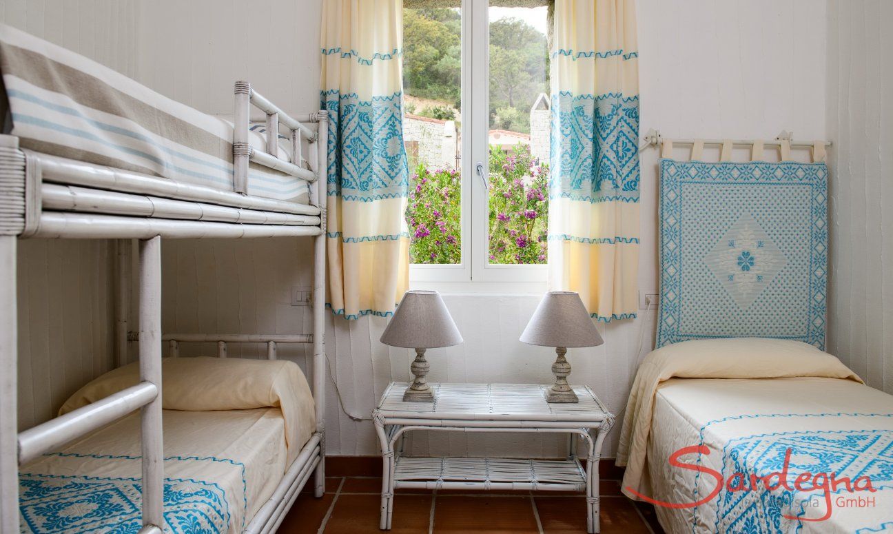 Li Conchi 17 | Schlafzimmer 2 mit Platz für 4 Kinder Schlafzimmer 2 für 4 Kinder