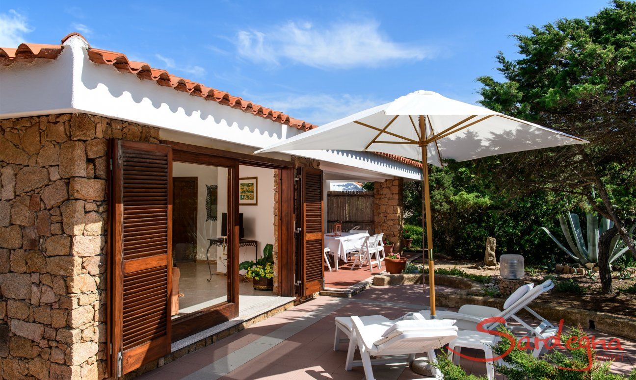 Villa Massimo | Terrasse vor dem Wohnbereich Terrasse vor dem Wohnbereich