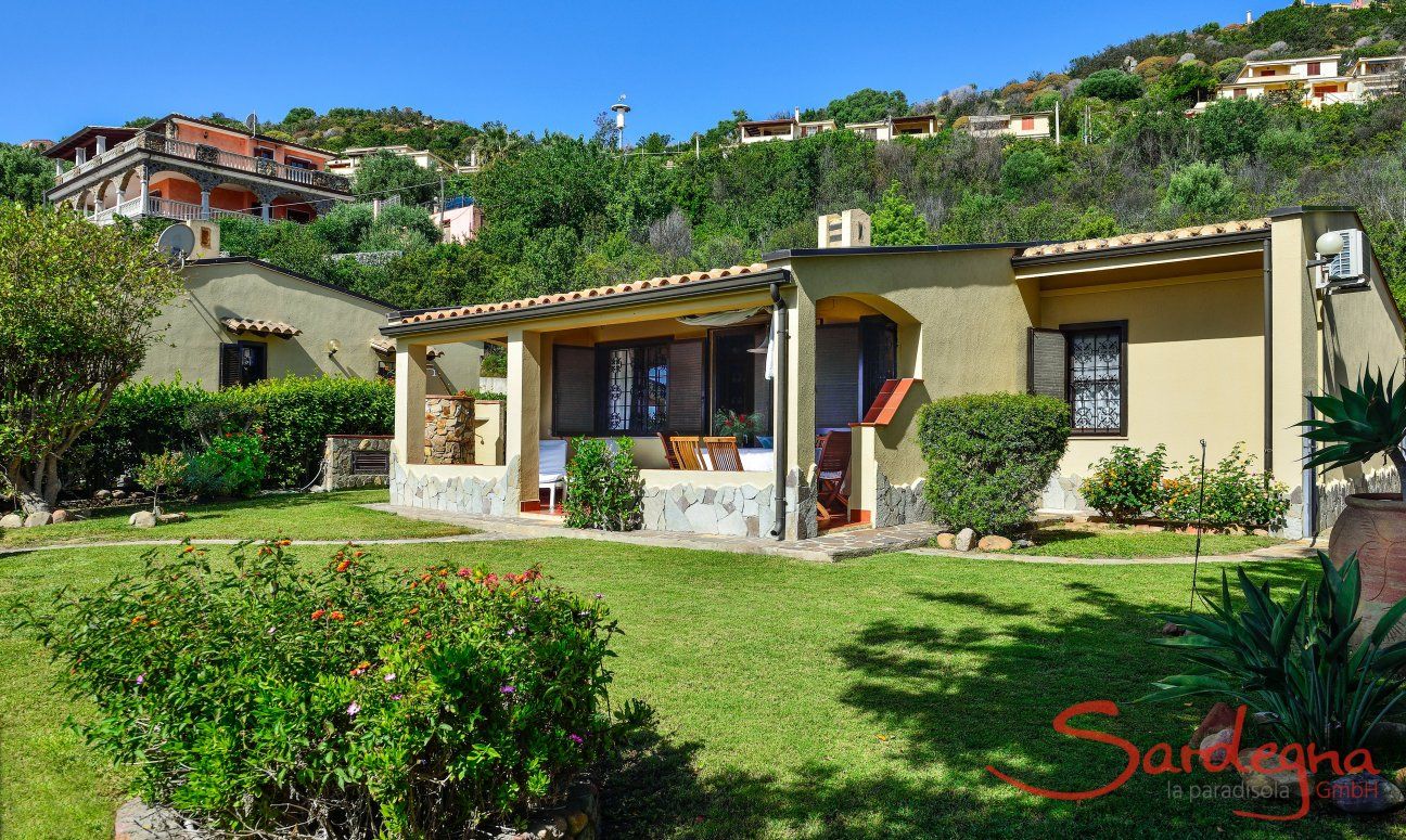 Villa Alessia | Haus mit Garten rundherum Villa Alessia