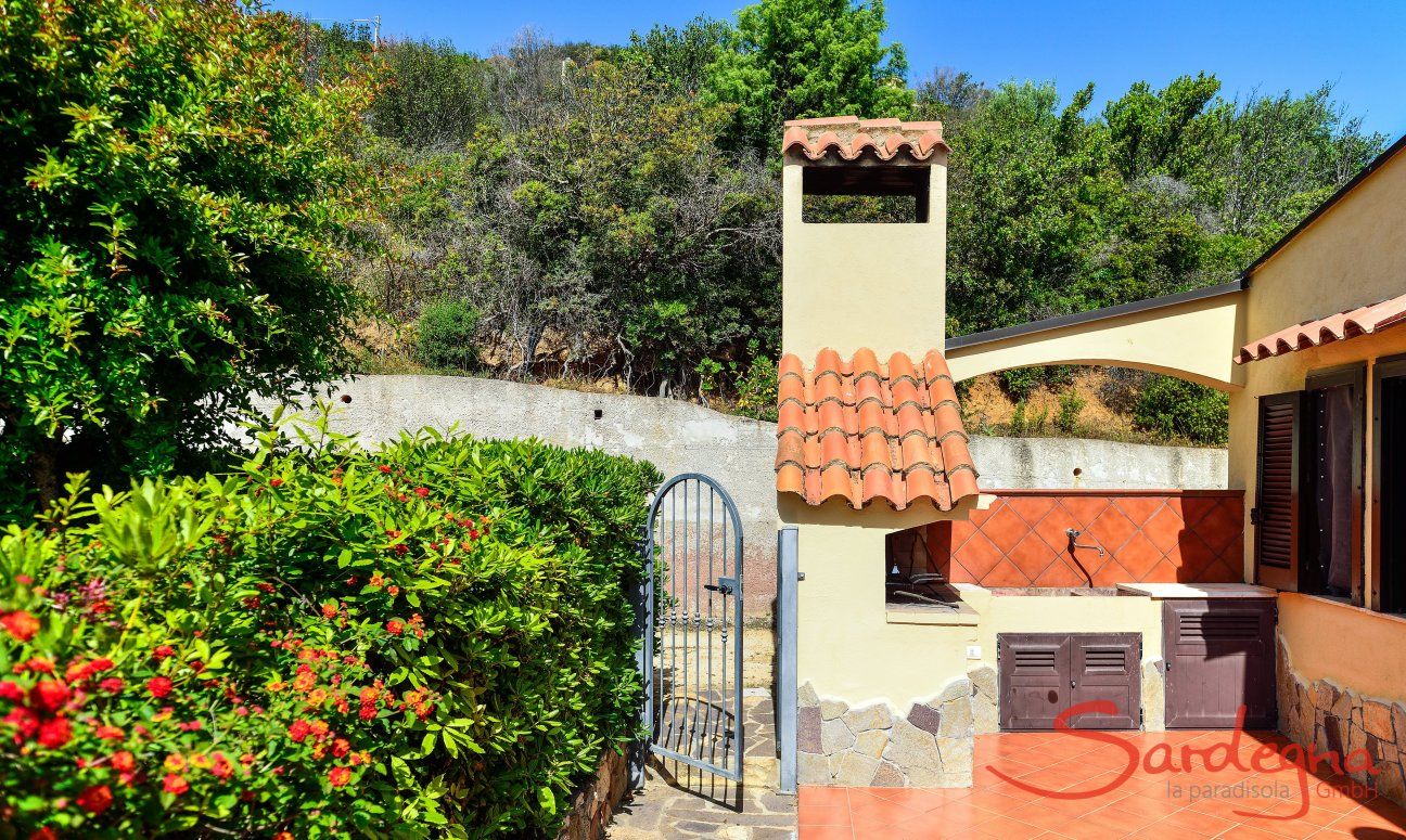 Villa Alessia | Außenküche auf der Terrasse Außenküche auf der Terrasse