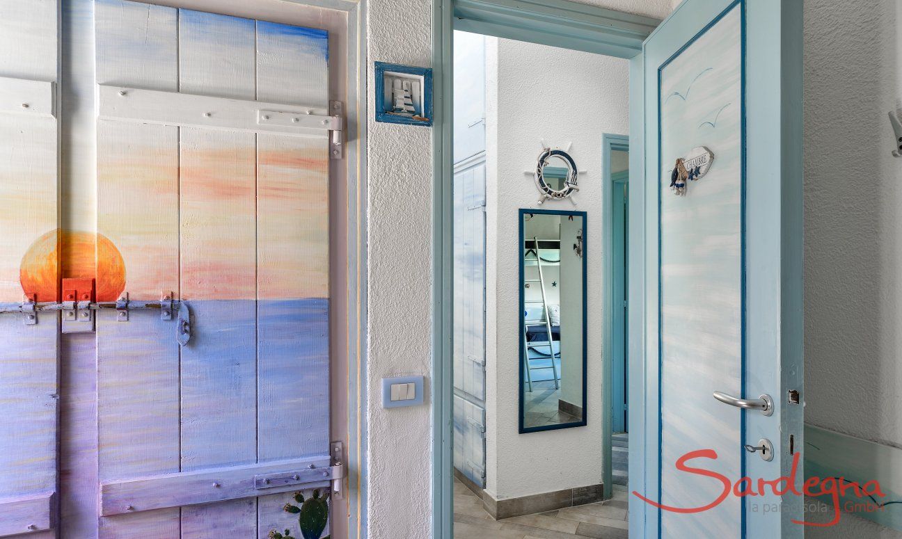 Villa delle Agave | Schrankwand im Elternschlafzimmer Haus am Meer