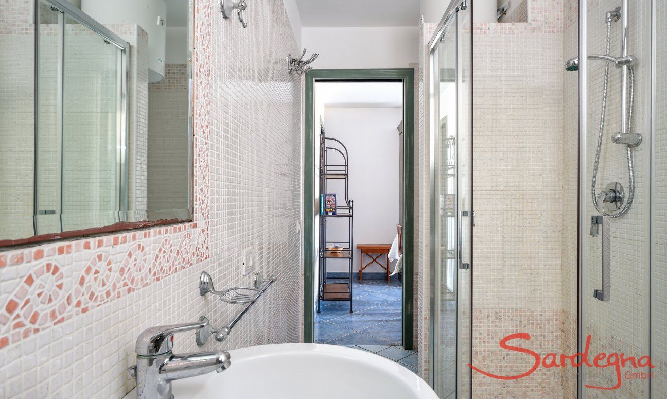 Apartment Castededdu 4 | Badezimmer mit Dusche und Bidet Badezimmer mit Dusche und Bidet