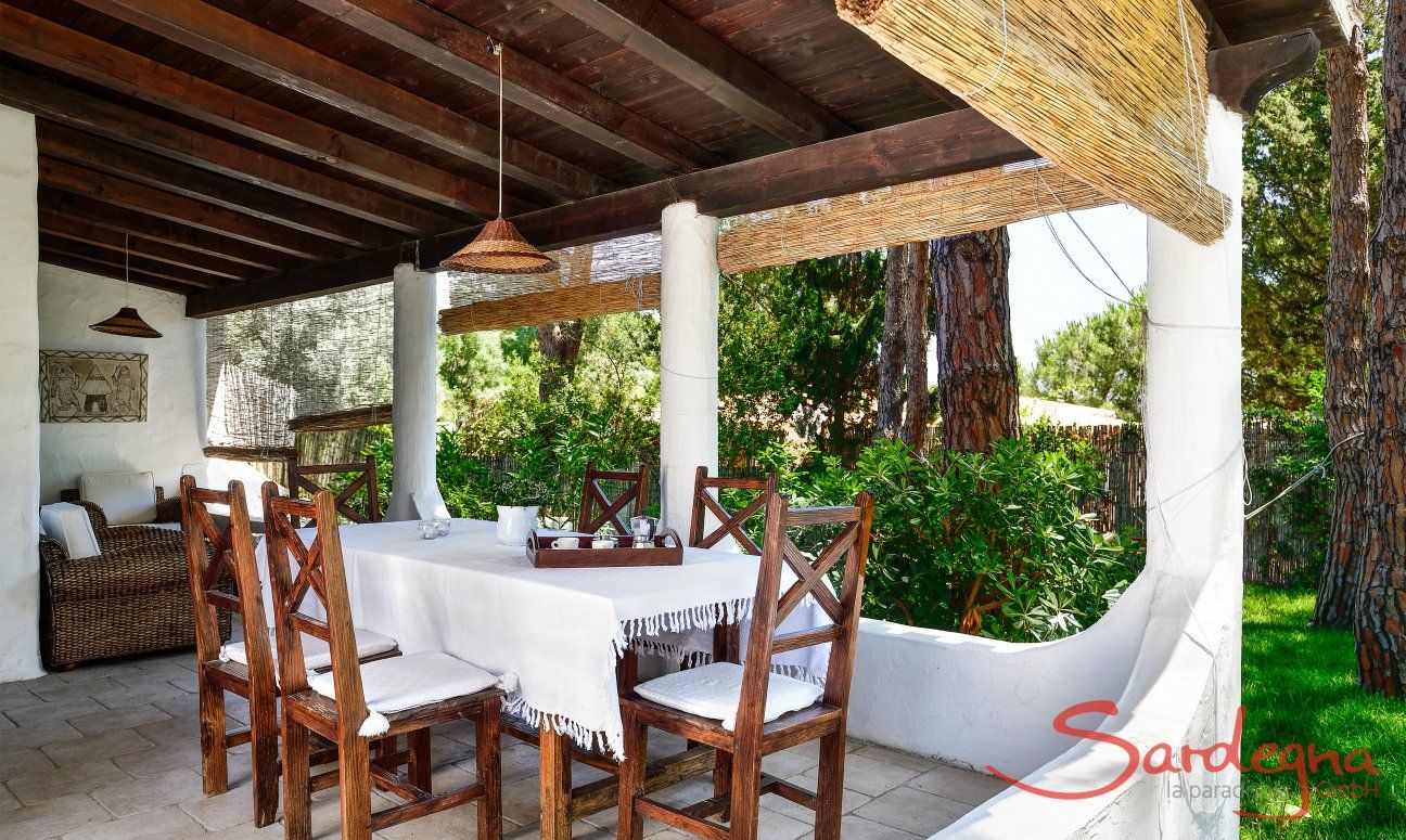 Villa Liliana | Esstisch im Freien, überdacht Esstisch im Freien, überdacht