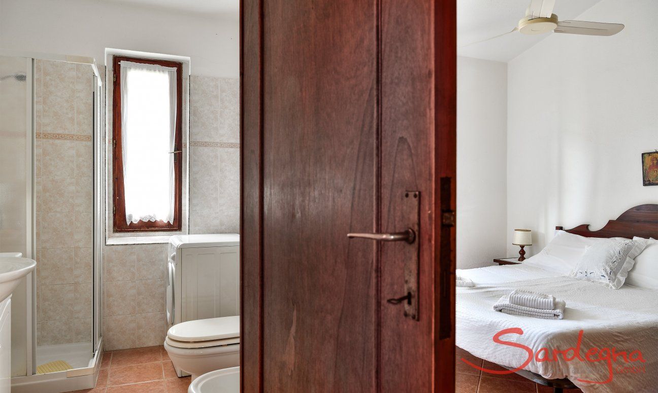 Villa Vela | Badezimmer mit Dusche gleich neben dem Doppelzimmer 2018 New Picture