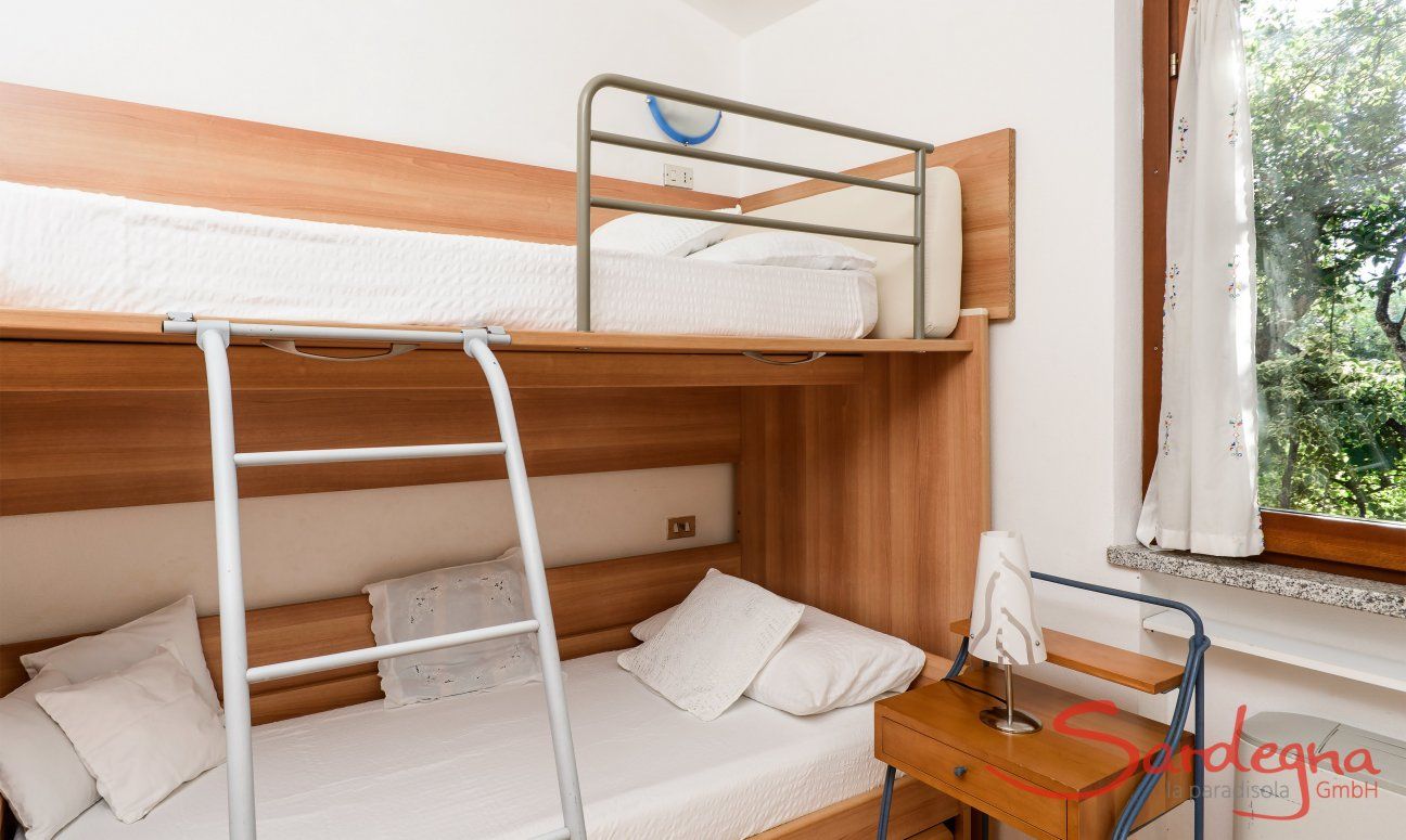 Villa Zoello 10 | Schlafzimmer 2 mit Hochbett Schlafzimmer 2 mit Hochbett