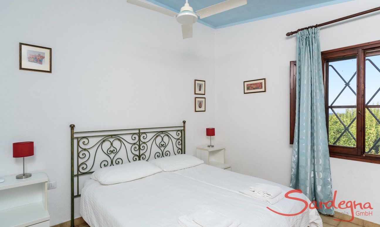 Schlafzimer 1 mit Doppelbett 