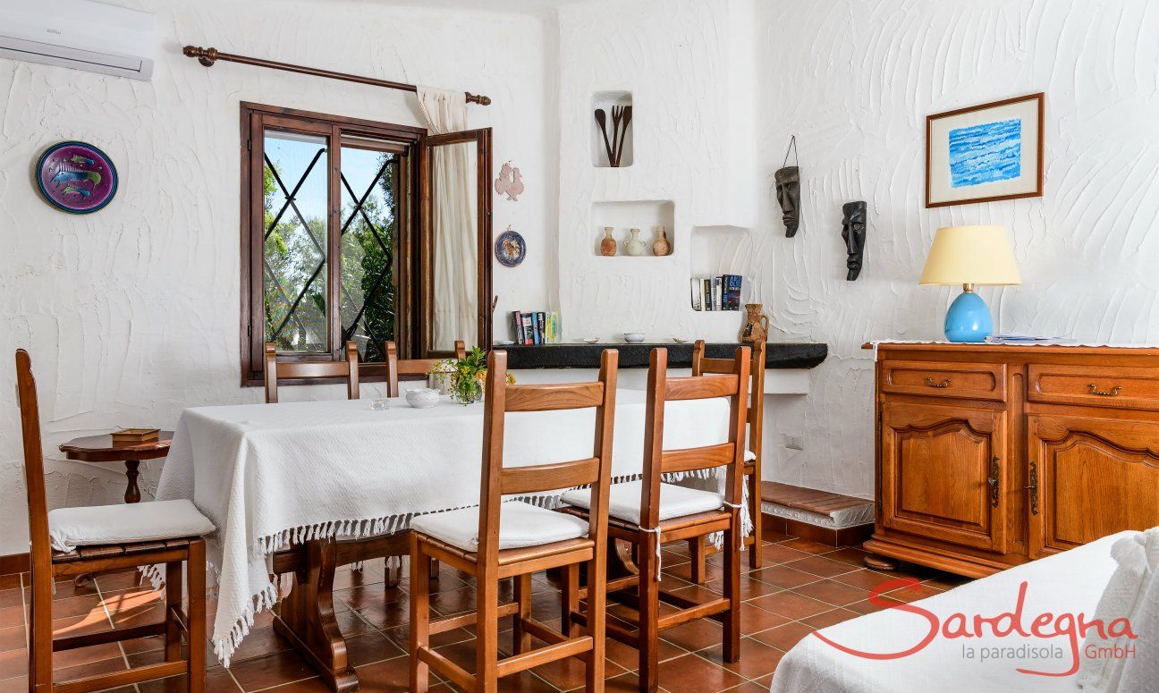 Casa Meloni 2 | Einladender Esstisch im Wohnbereich Wohnzimmer Meloni 2 in Sant Elmo