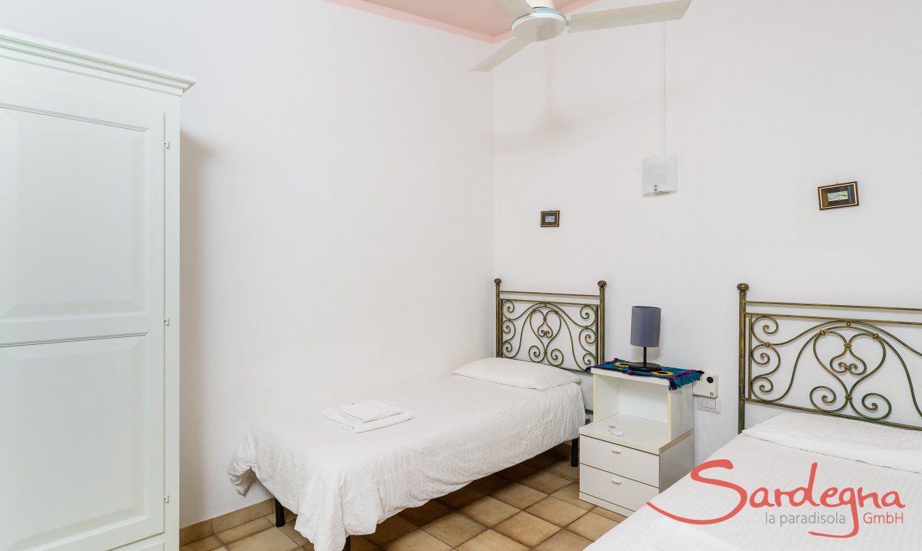 Casa Meloni 2 | Schlafzimmer 2 mit zwei Einzelbetten Schlafzimmer mit 2 Einzelbetten Meloni 2 in Sant Elmo