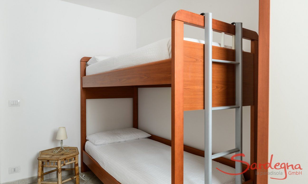 Villa Le Ginestre 1 | Schlafzimmer 5 im Untergeschoss mit Stockbett 11 2018 New Picture