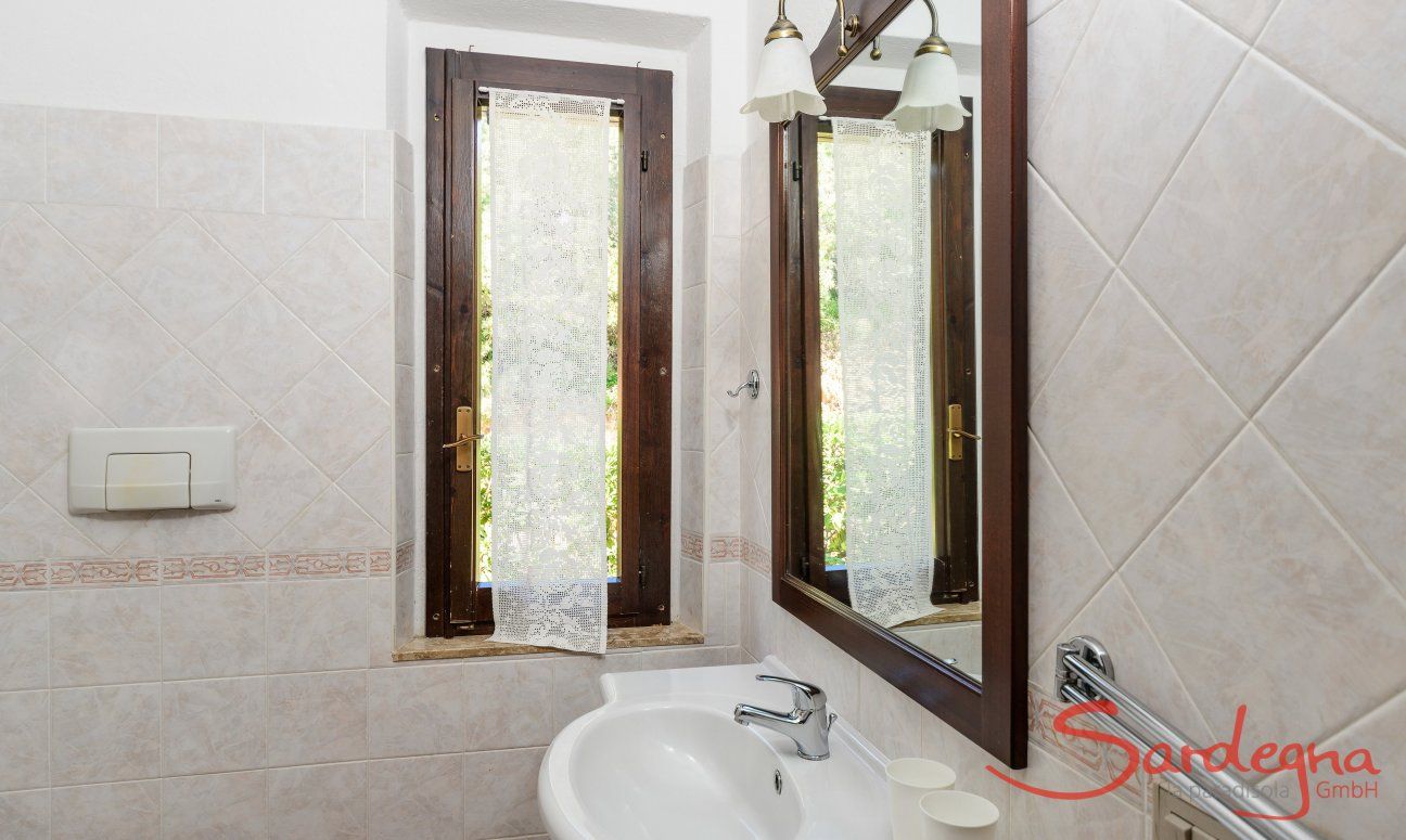Villa Lentischio | Helles Badezimmer mit 11 2018 New Picture