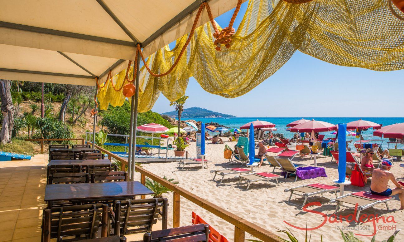 Strandbar im Sommer, Ogliastra