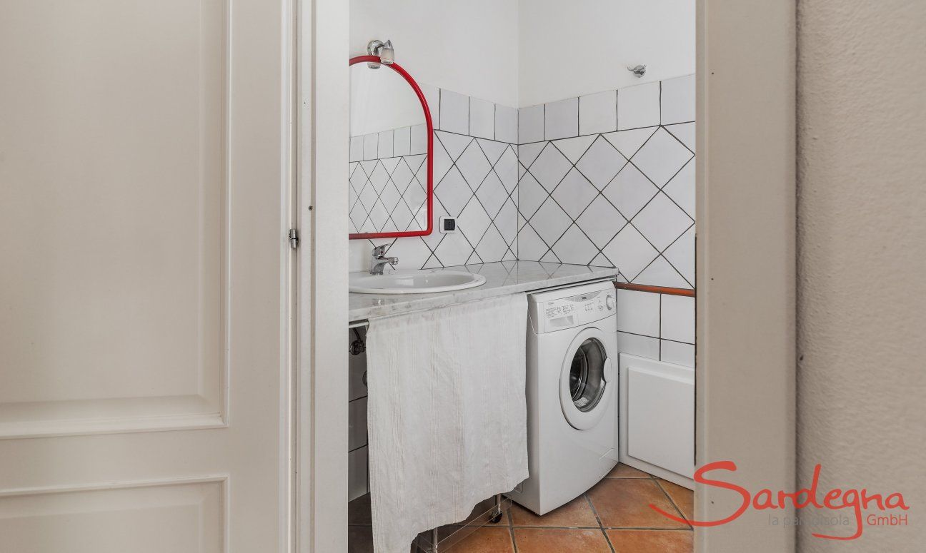 Apartment Orri 2 | Gäste WC mit Waschmaschine App. Orri 2, Tortoli, Ostküste von Sardinien
