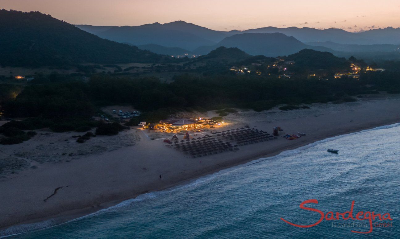 Li Conchi 5 | Tamatete bei Nacht, Cala Sinzias Lido Tamatete Cala Sinzias