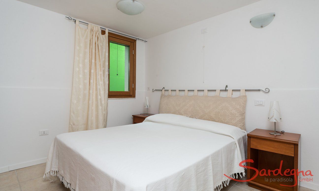 Villa del Campo | Schlafzimmer 3 im UG mit Doppelbett Villa del Campo, Is Molas, Pula