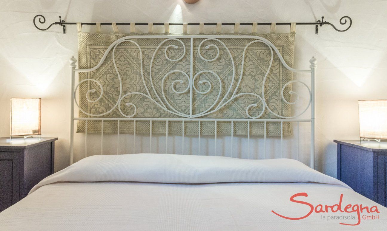 Villa Maestrale | Schlafzimmer 3 mit Doppelbett im UG Villa Maestrale, Cala Ginepro, Olbia
