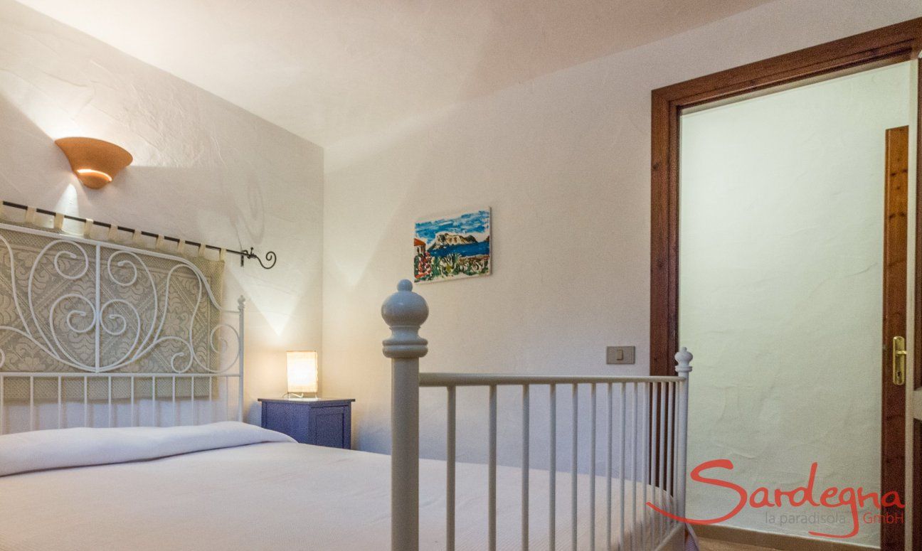 Villa Maestrale | Schlafzimmer 3 mit Doppelbett im UG Villa Maestrale, Cala Ginepro, Olbia