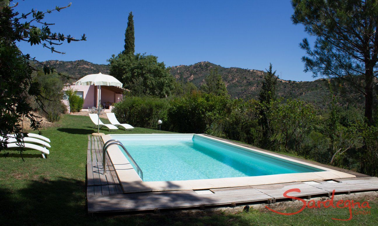 Villa Fiori 2 | Großer Pool in der Natur Villa Fiori 2, Pool